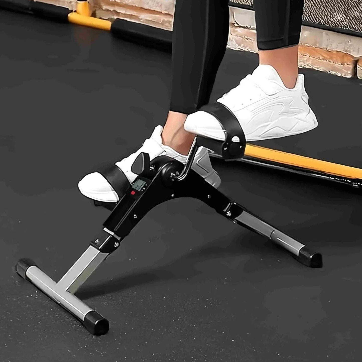 Digital Exercise Cycle with Free Forearm Strengthener