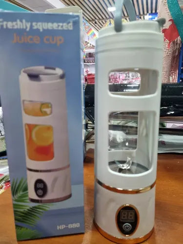 Portable Electric Blender Bottle (LED Display, USB Rechargeable) – Personal Smoothie & Shake Maker